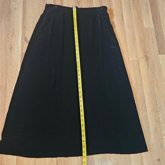 Liz Claiborne Black Velvet Maxi Skirt - Picture 4 of 5